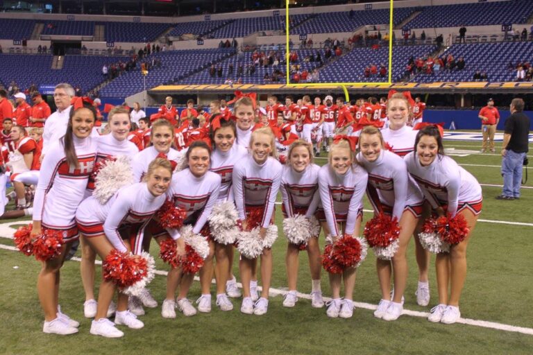 How to Prepare for High School Cheerleading DeVeau's School of Gymnastics